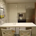 Daire Vivienda En Casco Antiguo De *