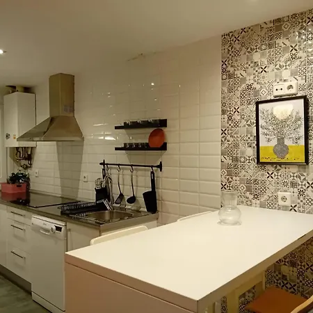 Vivienda En Casco Antiguo De * ヴィーゴ