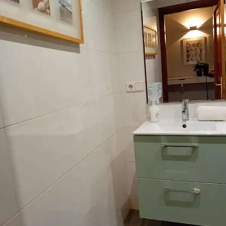 アパート Vivienda En Casco Antiguo De ヴィーゴ