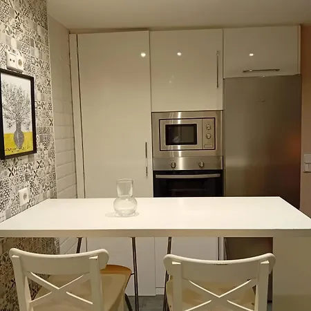 アパート Vivienda En Casco Antiguo De *